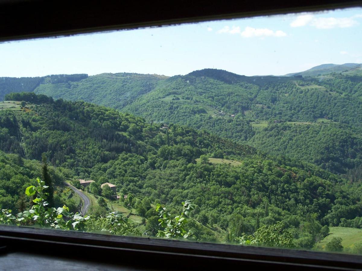 Gite De Chapeleche Les Chataigniers Gluiras Exteriér fotografie